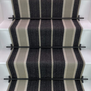 Broomley – Obsidian Black